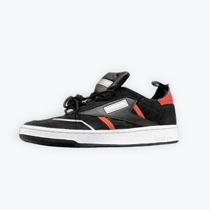 Reebok Sneakers